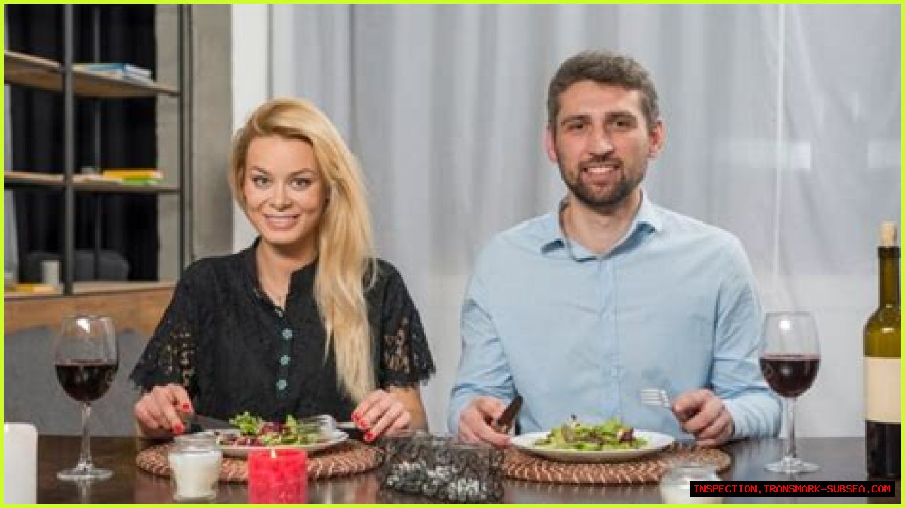 Unveiling The Mystery: Who Is Chris Curtis's Girlfriend?